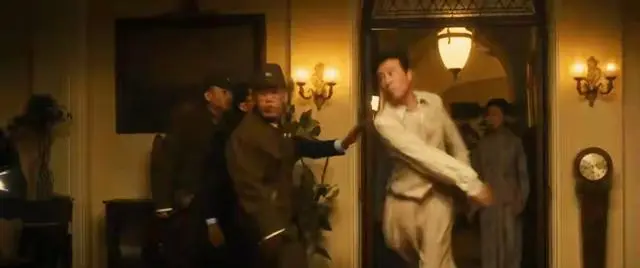 田家泰与朱管家二十年主仆关系突现裂痕 _ 相关图片 田家泰与朱管家二十年主仆关系突现裂痕 _ 相关图片