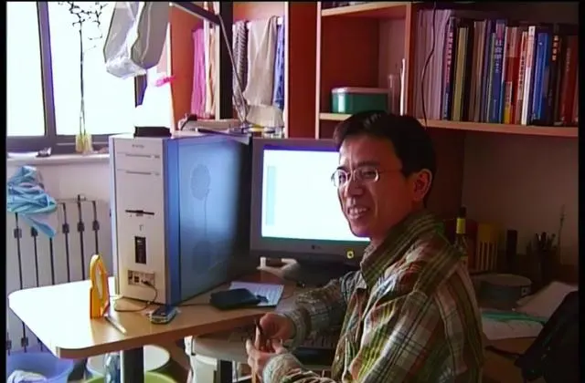 《我在故宫修文物》导演叶君因急性胃出血离世,享年43岁 _ 相关图片 《我在故宫修文物》导演叶君因急性胃出血离世,享年43岁 _ 相关图片