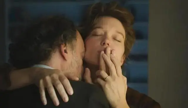 《巴黎最后的探戈》《羞耻》《蓝色是最温暖的颜色》等片裸露戏份引发影史伦理讨论 _ 相关图片