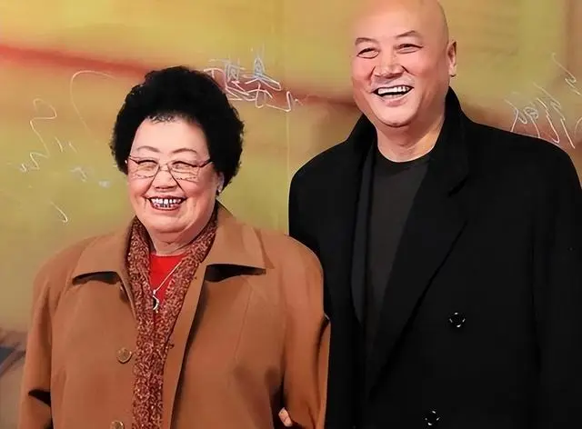 导演温成林突发心梗离世，代表作《刁蛮公主逍遥王》成经典 _ 相关图片