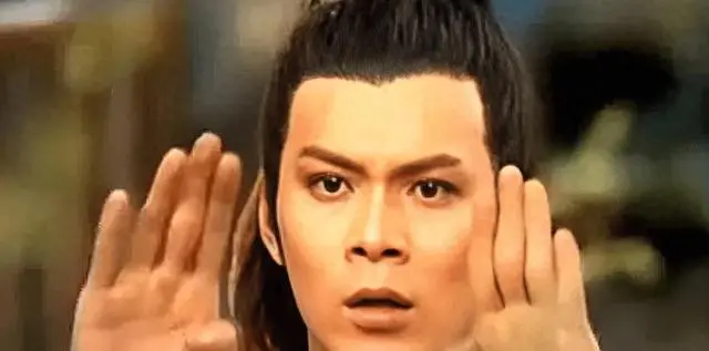 郭靖诈死说再引讨论，黛绮丝身世成《倚天屠龙记》隐藏线索 _ 资讯配图