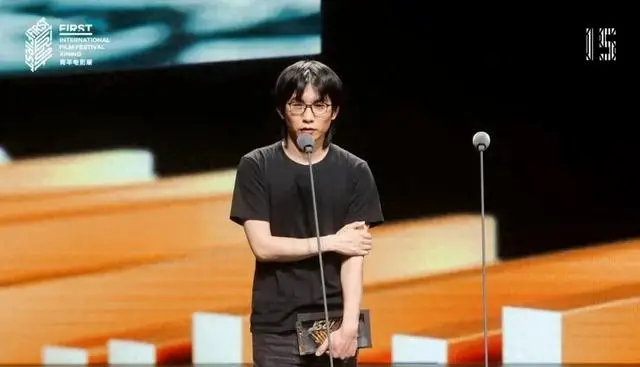 导演张中臣确诊高危型急性淋巴细胞白血病，正于北大医学国际部接受首期化疗 _ 资讯配图