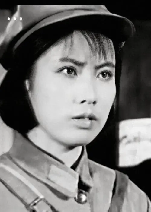默片皇后杨耐梅主演五部电影，晚年流落香港贫民窟病逝 _ 资讯配图
